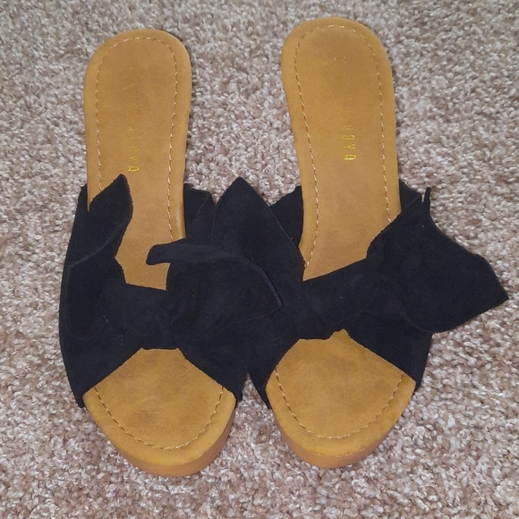 Slide on Fashionova Heels - Picture 1 of 5